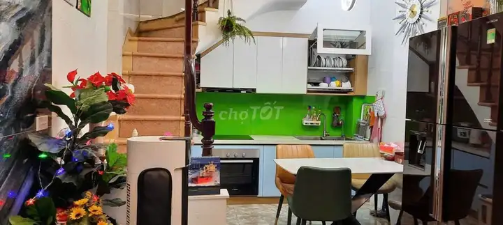 Дом целиком, Кхыонг Чынг