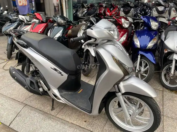 Honda SH 125 2015 Серебристый