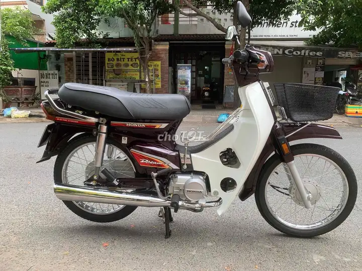 Honda Dream Thái Đỏ mận