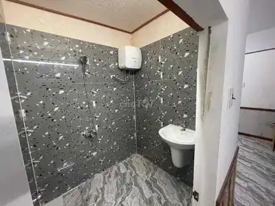 Аренда дома на улице Нгуен Тхан Хиен, дорога 10.5м