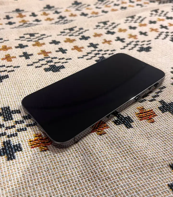 iPhone Pro Max 128 ГБ фиолетовый