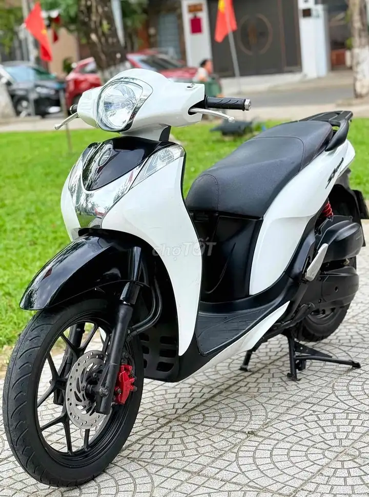 Honda SH Mode 2015 Бело-черный Smartkey