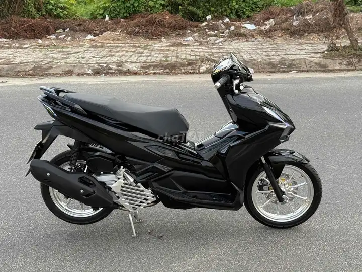 Honda Air Blade 2024 Черный