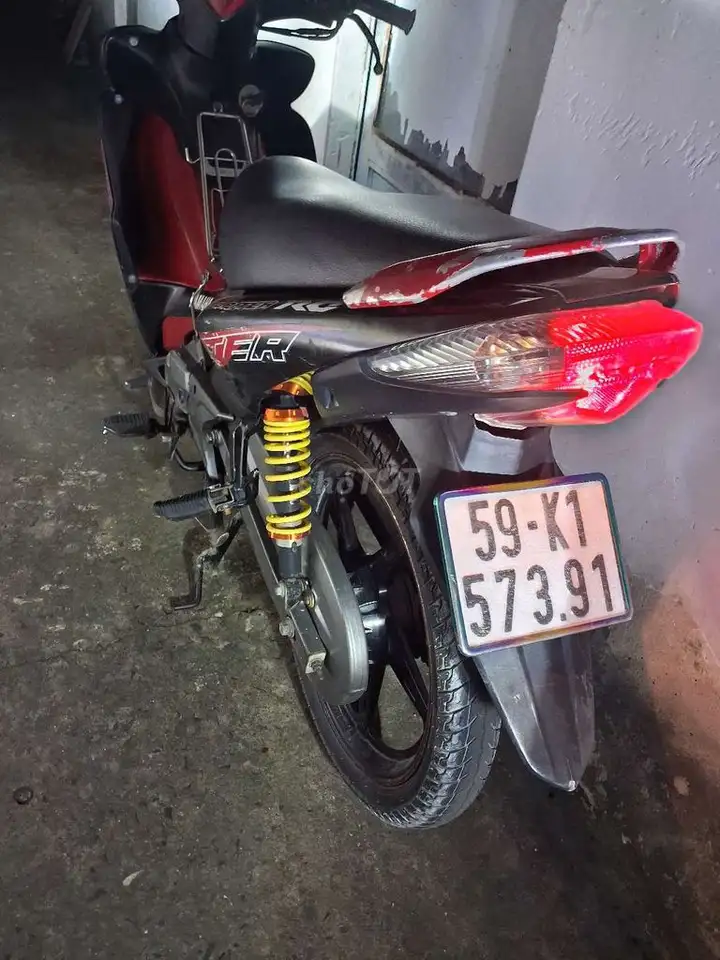 Yamaha Jupiter RC красно-черный, полуавтомат