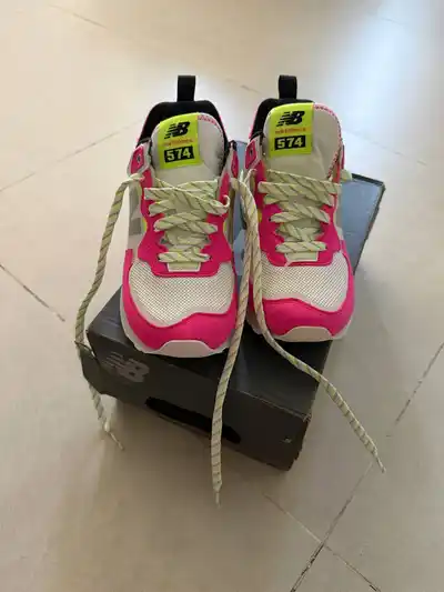 New Balance кроссовки 36 размер