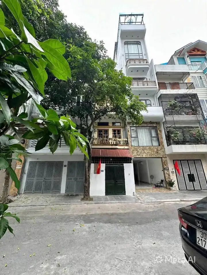 Bán nhà 7 tầng Phúc Đồng, Long Biên, full nội thất