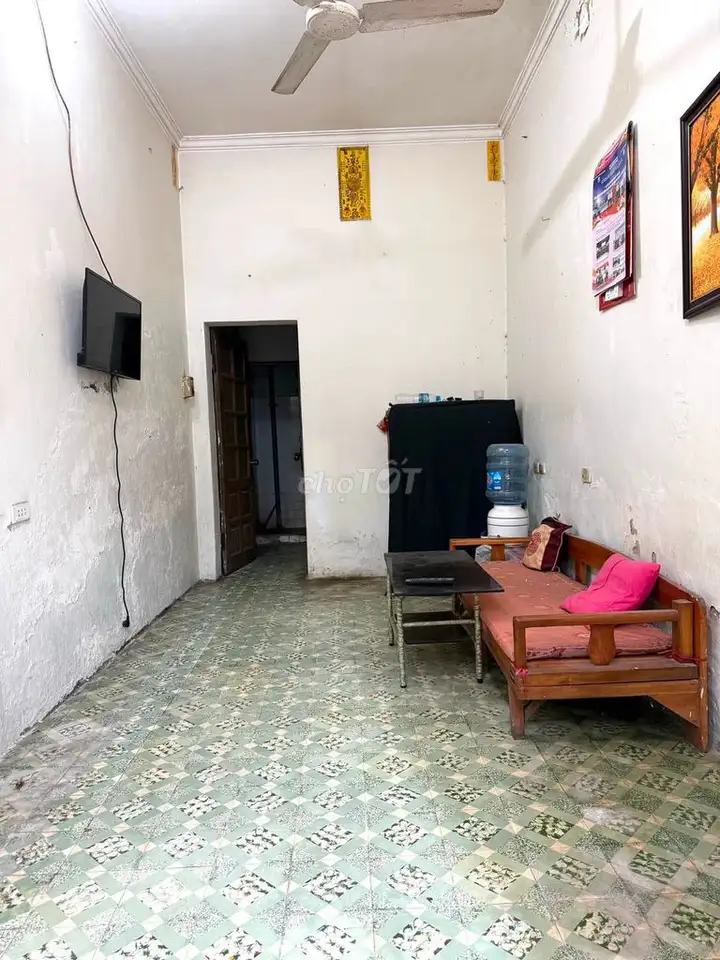 Cho thuê nhà nguyên căn ngõ 46 Đội Cấn, Ba Đình, 30m², 3 tầng