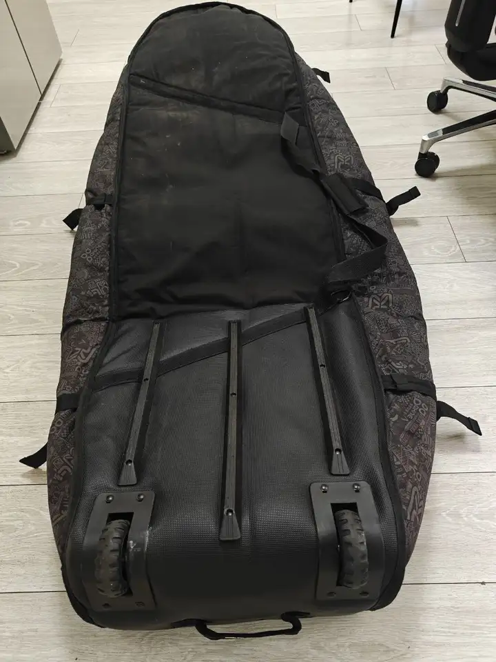 Чехол для серфбордов Dakine 6'8" на 3 доски