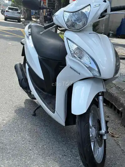 Honda Vision 2013, номер 43, отличный двигатель