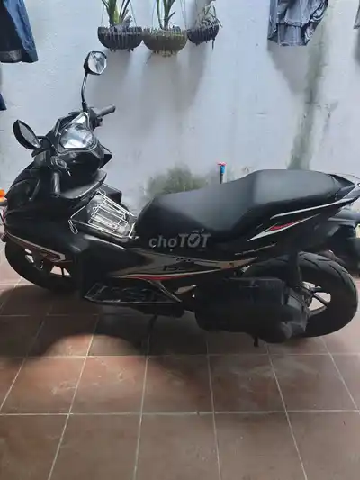 Yamaha NVX 155, черный