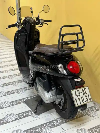 Honda Scoopy 2025 черный глянцевый супер новый 43AC-110.34