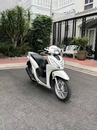 Скутер Honda Vision 2024 с ломбарда, гос. номер 65L1-47800
