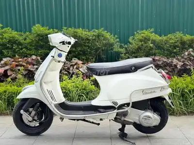 Piaggio Vespa S White 125 куб. см, то есть экономия топлива