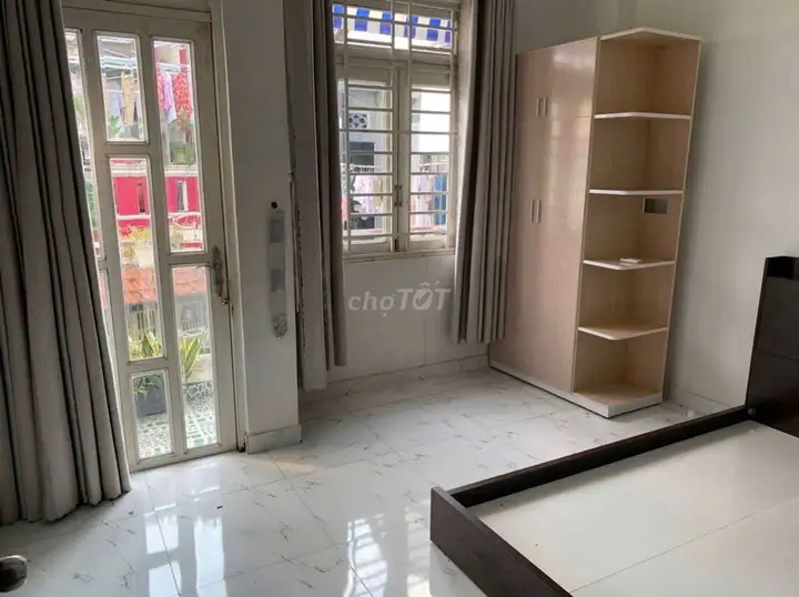 Продам дом 2 этажа, 43 м², ул. Хюэ Хуэ, р-н 10
