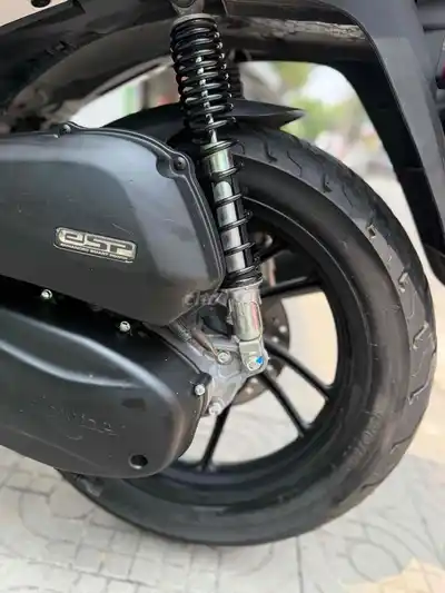 Хонда SH 150 белая 150 куб. см