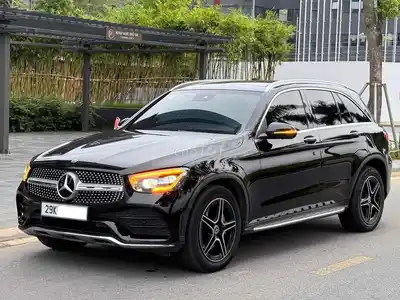 Mercedes-Benz GLC300 4Matic 2020 Черный 70000 км в идеальном состоянии