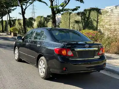 Toyota Corolla Altis 2009 1.8AT черный автомат