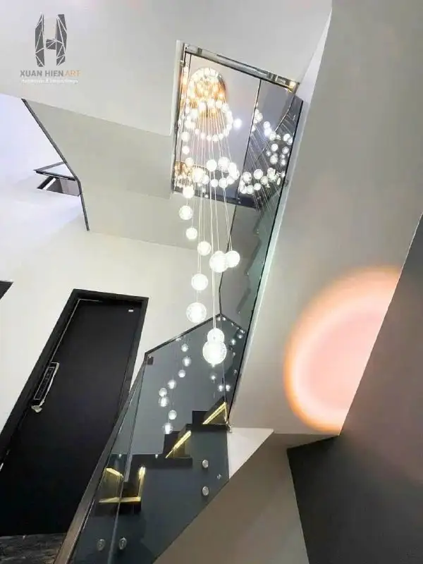 Вилла 3 этажа, 4 спальни, 5 WC, 200м2