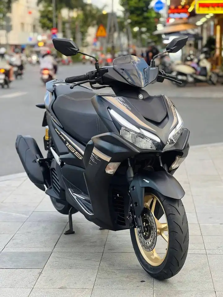 Мотоцикл Yamaha NVX v2 2022