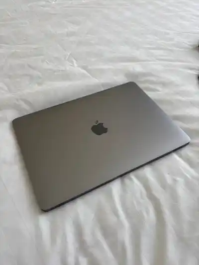 MacBook M1