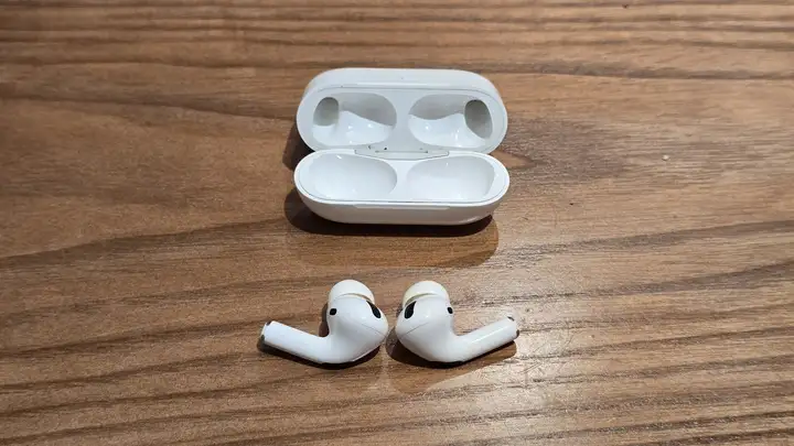 AirPods Pro (1 поколение)