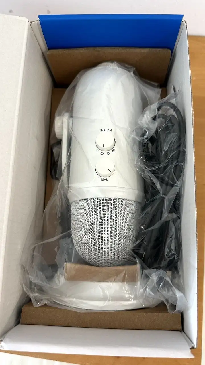 Микрофон Blue Yeti USB