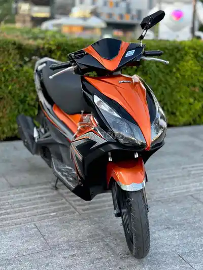 Honda Air Blade 2014 125cc черно-оранжевый