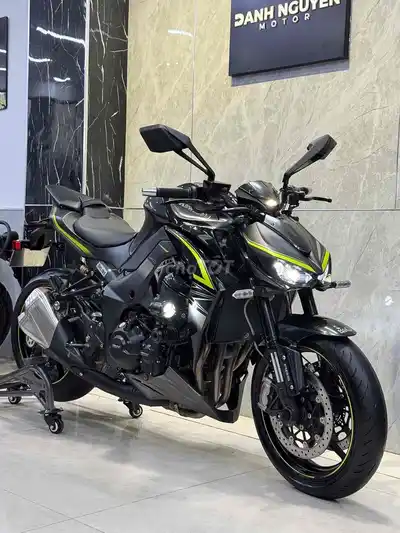 Кавасаки Z1000R 2018 Черно-зеленый
