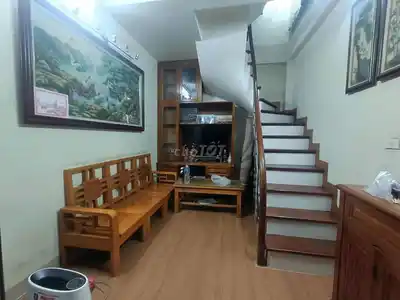 Дом в переулке 77 Ле Хонг Фонг, район Бадинь, 12 м², 5 этажей