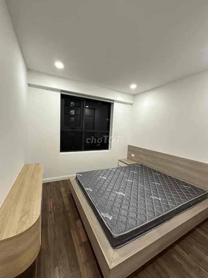 Срочная продажа: Кв-ра в ЖК C1, Xuân Thủy, Hồ Tùng Mậu