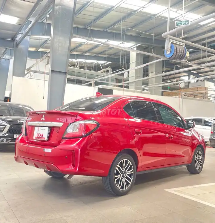 Mitsubishi Attrage 1.2L CVT-3, 2021 г.в., 46 700 км, срочная распродажа