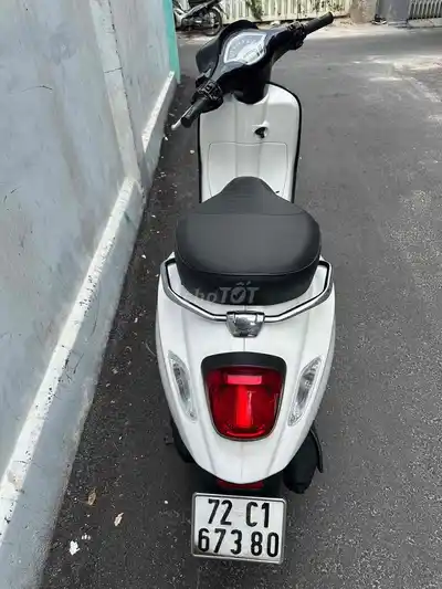 Piaggio Sprint 2015 белого цвета