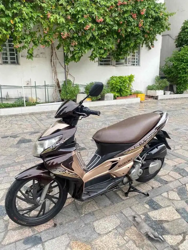 Suzuki Hayate коричневый скутер