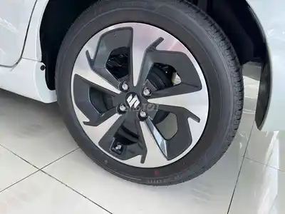 Гибридная версия Suzuki Swift с полной версией ADAS поступит в Японию