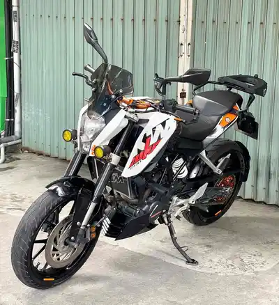 KTM Duke 200 2015, пробег 30 тыс. км