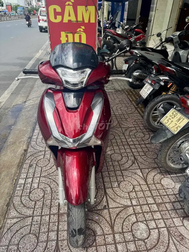 Honda SH125i, документы владельца, полные данные