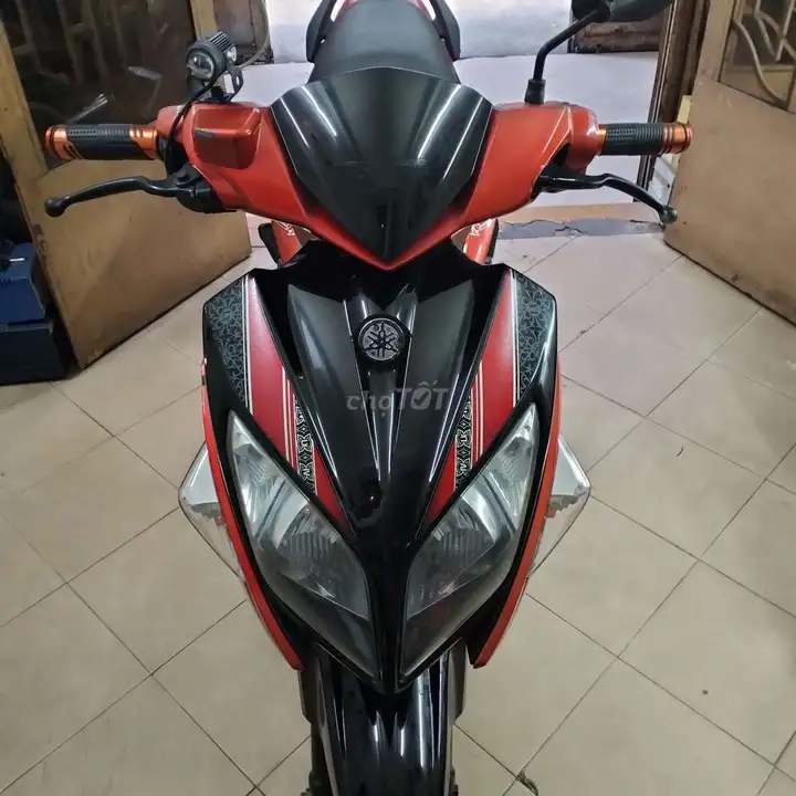 Yamaha LX красный-черный 2011