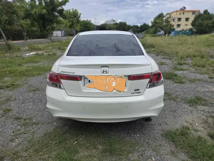 Honda Accord 2010, 2.0, белый, импорт