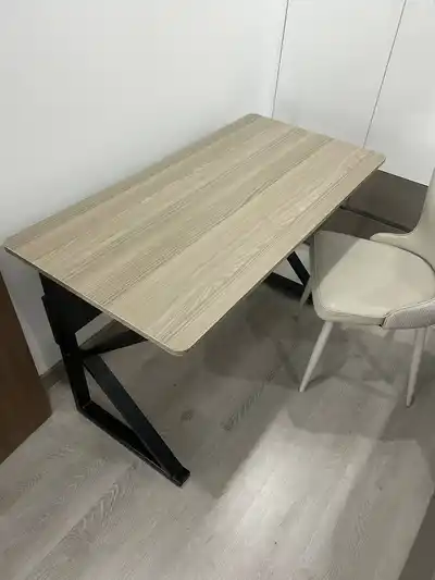 Стол