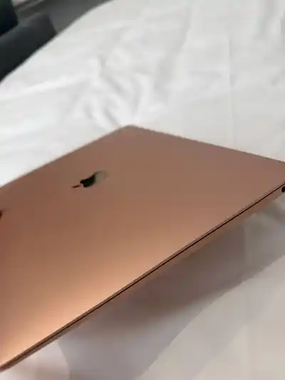 MacBook Air M1 2020 8/512 ГБ