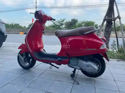 Скутер Piaggio Vespa 3Vie 2014 Красный