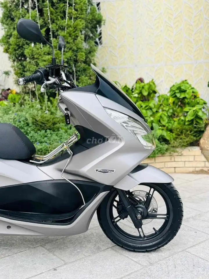 Honda PCX 125fi 2015 матовый серый светодиодные фары родной двигатель 100%