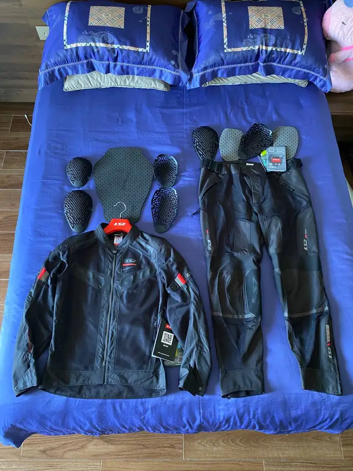 Мотоциклетный комплект LS2 Garda Air Jacket и LS2 Como Air Man