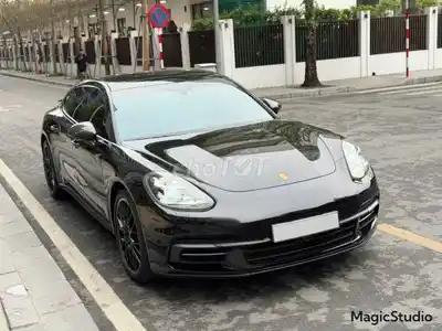 Porsche Panamera 4 Executive 2019 Черный 48000 миль