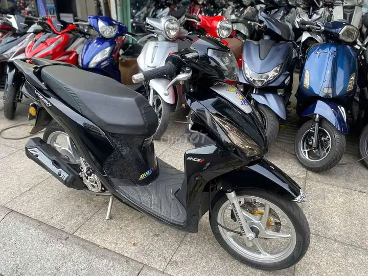 Honda Vision 2018 Черный Б/у