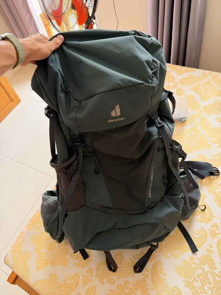 Треккинговый рюкзак Deuter Aircontact Core 60+10