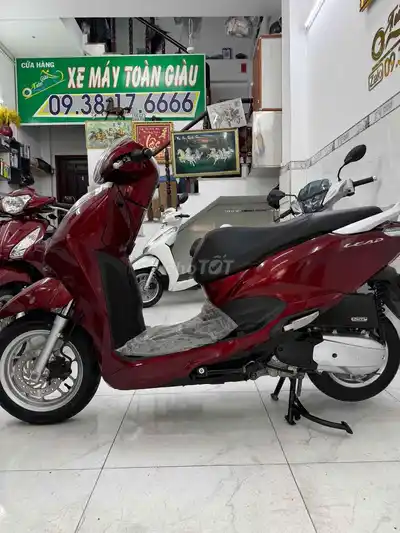 Honda Lead Fi 125 2020 года за красный доллар bstp 9 владельцев zin