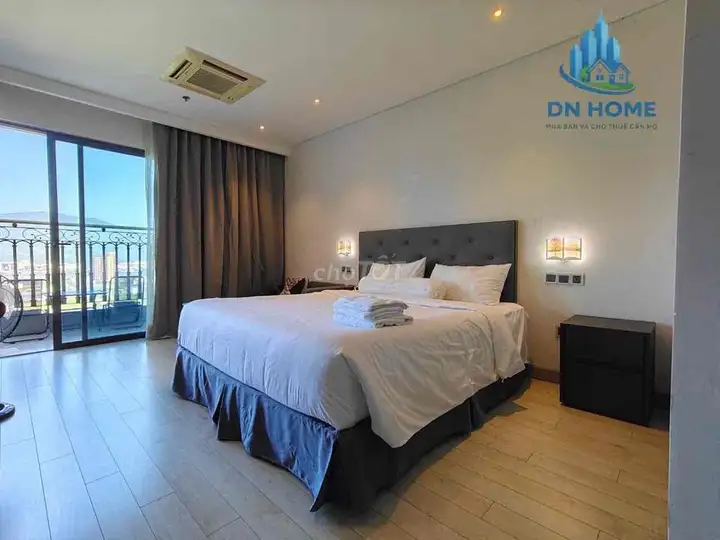 Апартаменты Goldenbay, 1 спальня, инфинити-бассейн, 5* мебель