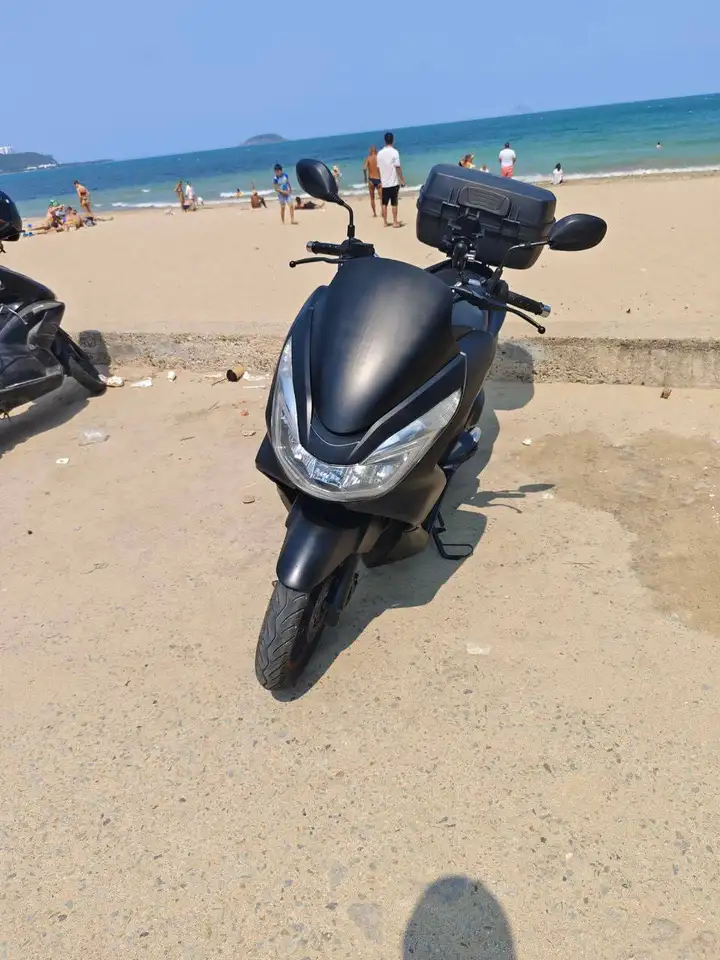 Продам Honda PCX 2 поколения