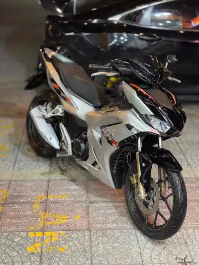 Honda Winner X V3 ABS Первый взнос 3.000.000